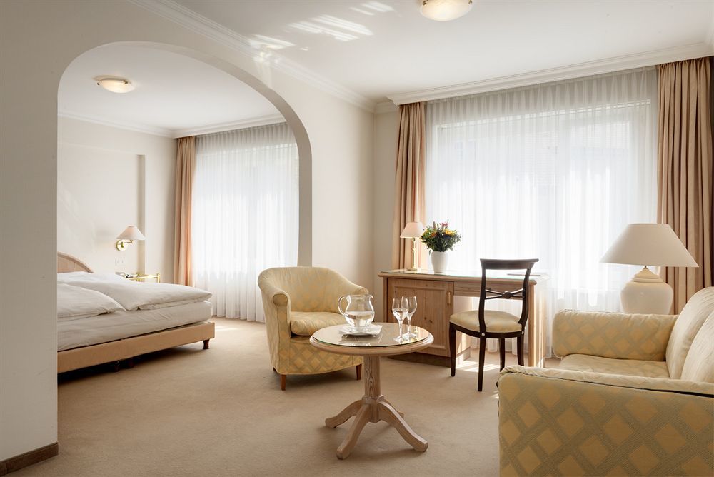 Kunsthotel Linde Garni Айнзідельн Екстер'єр фото